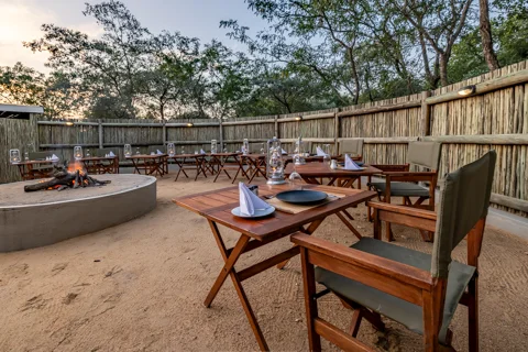 Cheetah Paw Safari Lodge